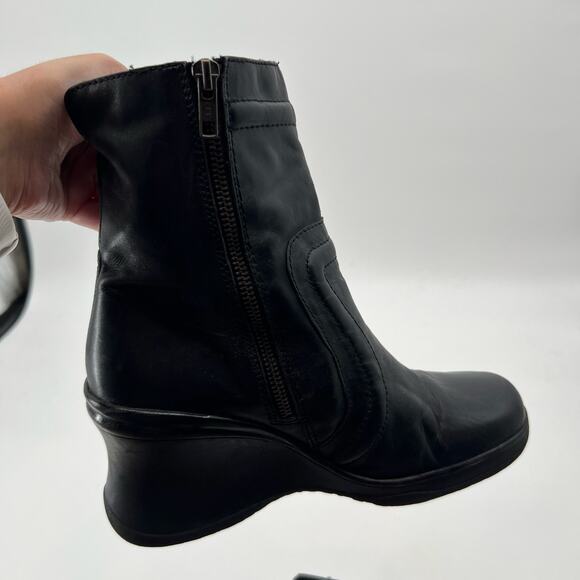 Aldo black ankle wedge boots Bumpah side zip leather basic neutral sz 39 US 8.5 - Picture 7 of 10